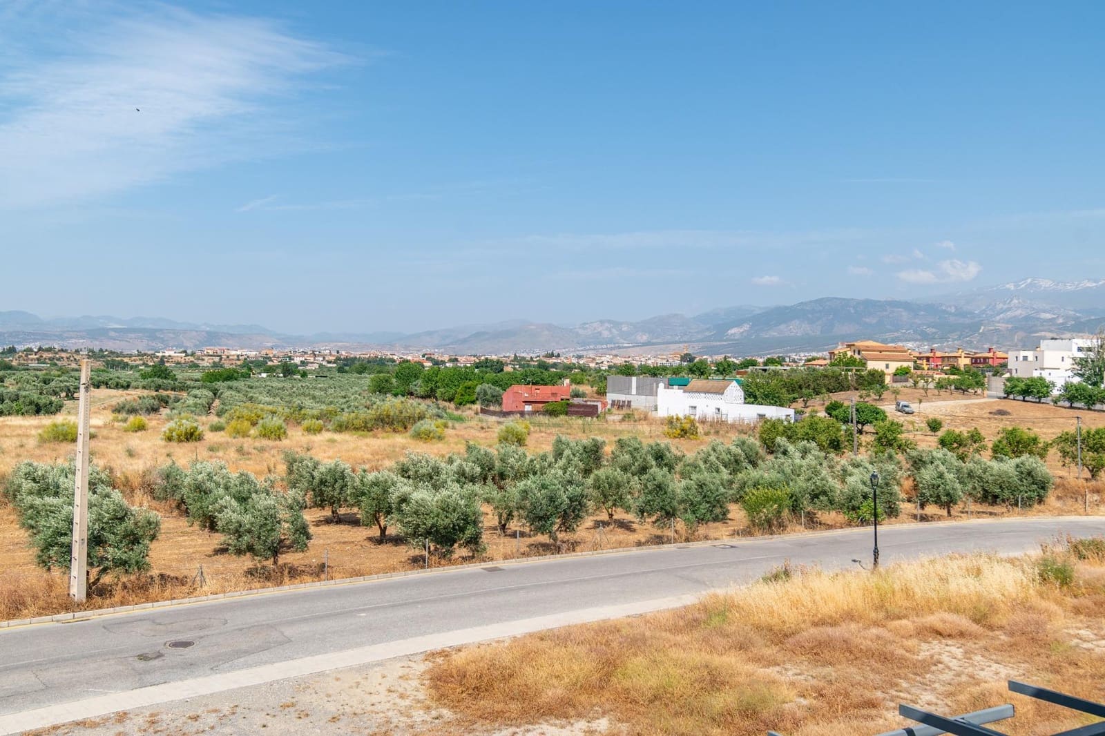4 bedroom Villa for sale in Alhendin with pool garage - € 439,000 (Ref: 9814462)