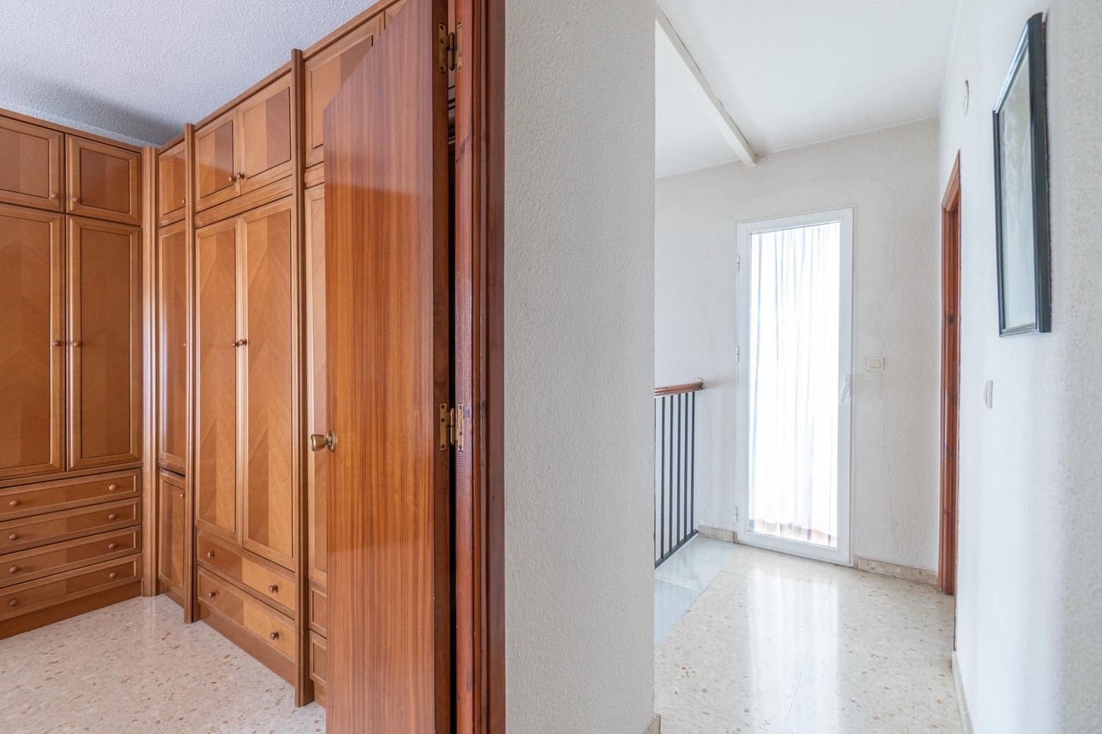 3 sypialnia Dom szeregowy na sprzedaż w La Zubia z garażem - 220 000 € (Ref: 9814463)