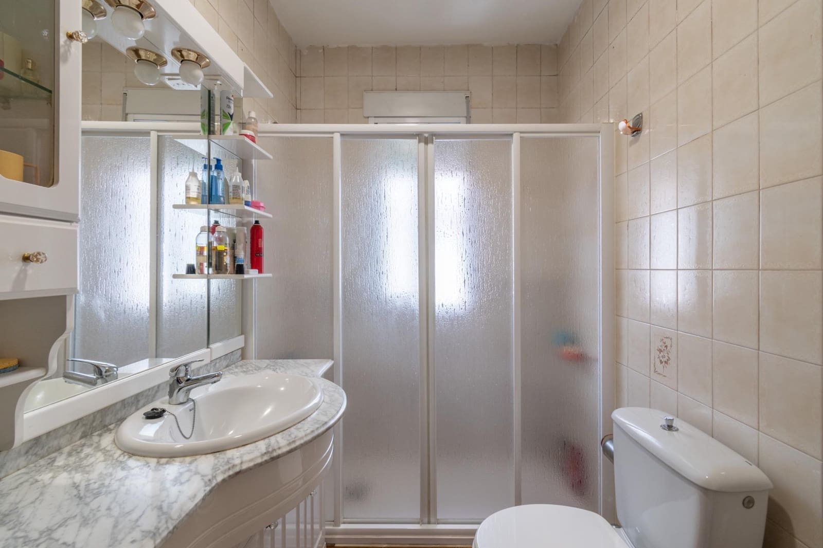3 sypialnia Dom szeregowy na sprzedaż w La Zubia z garażem - 220 000 € (Ref: 9814463)