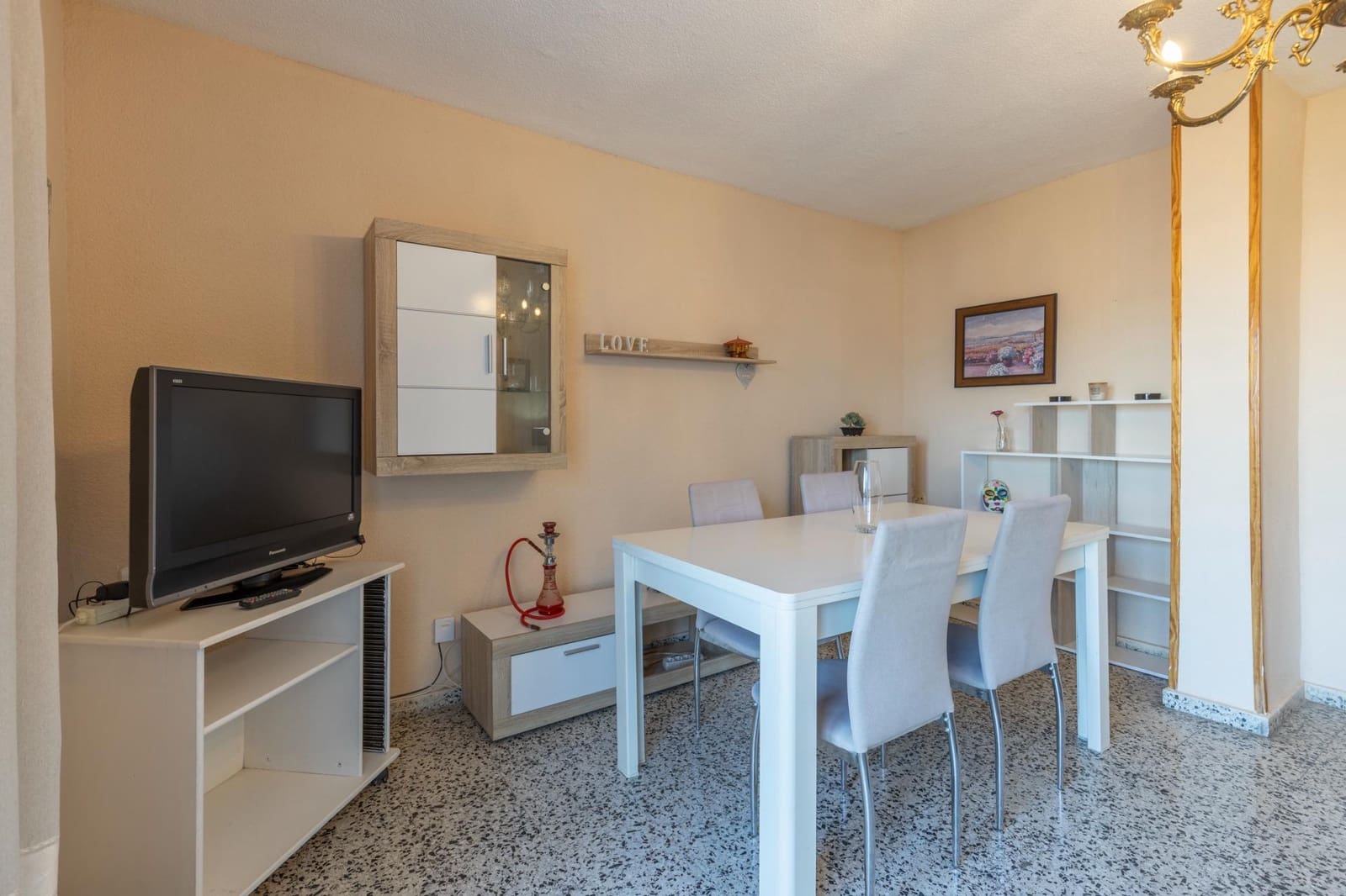 Ático de 4 habitaciones en Granada ciudad en alquiler - 1.200 € (Ref: 9814464)