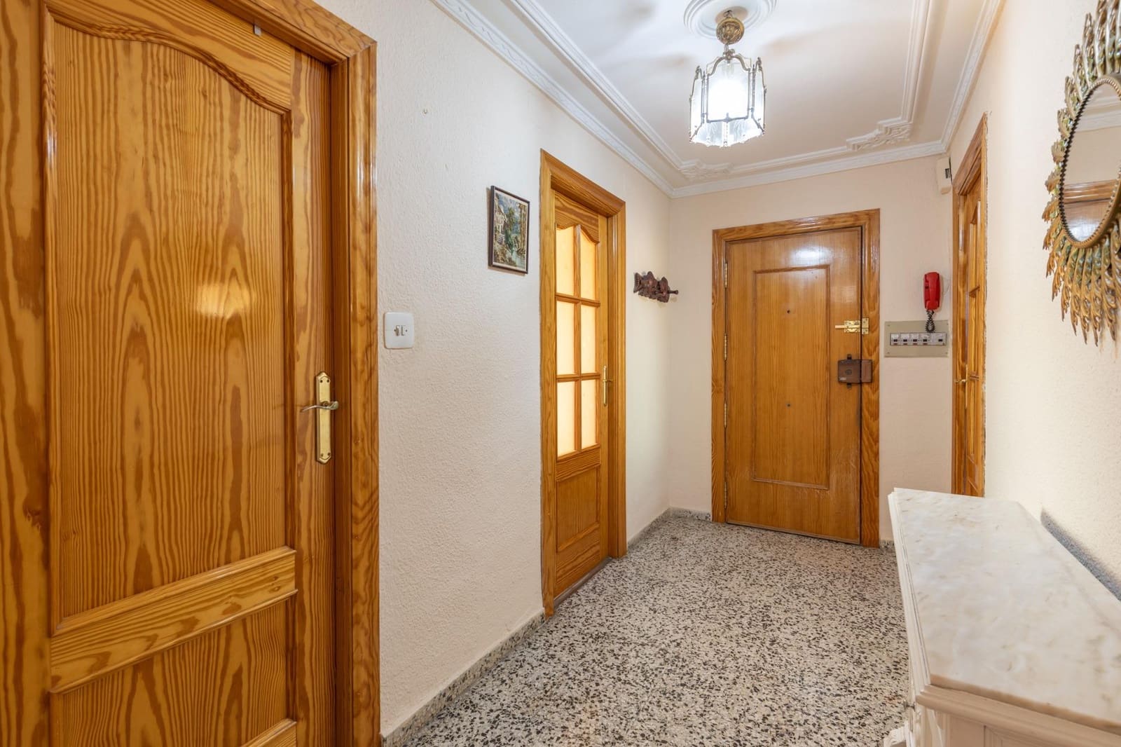 Ático de 4 habitaciones en Granada ciudad en alquiler - 1.200 € (Ref: 9814464)