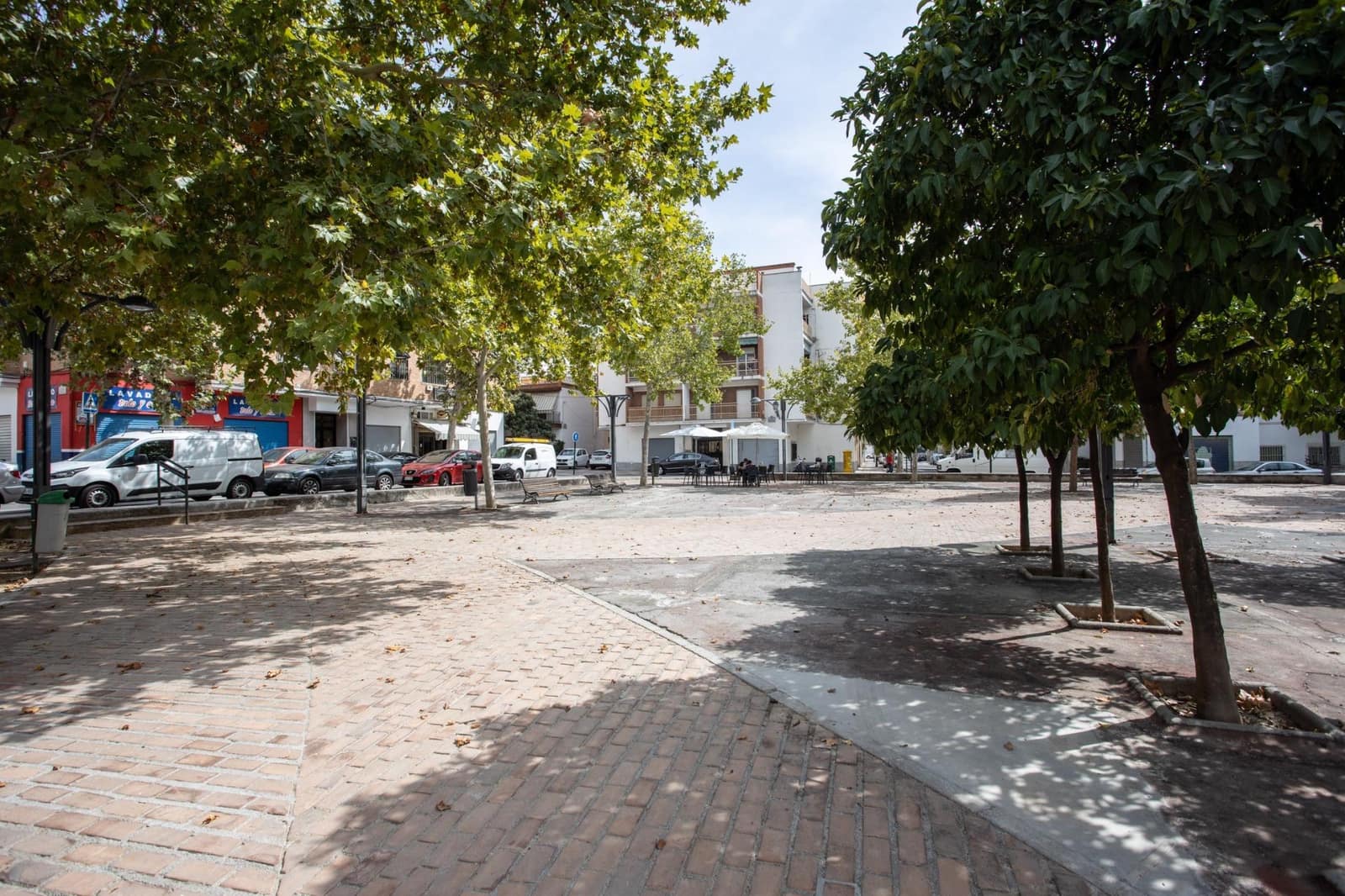 Ático de 4 habitaciones en Granada ciudad en alquiler - 1.200 € (Ref: 9814464)
