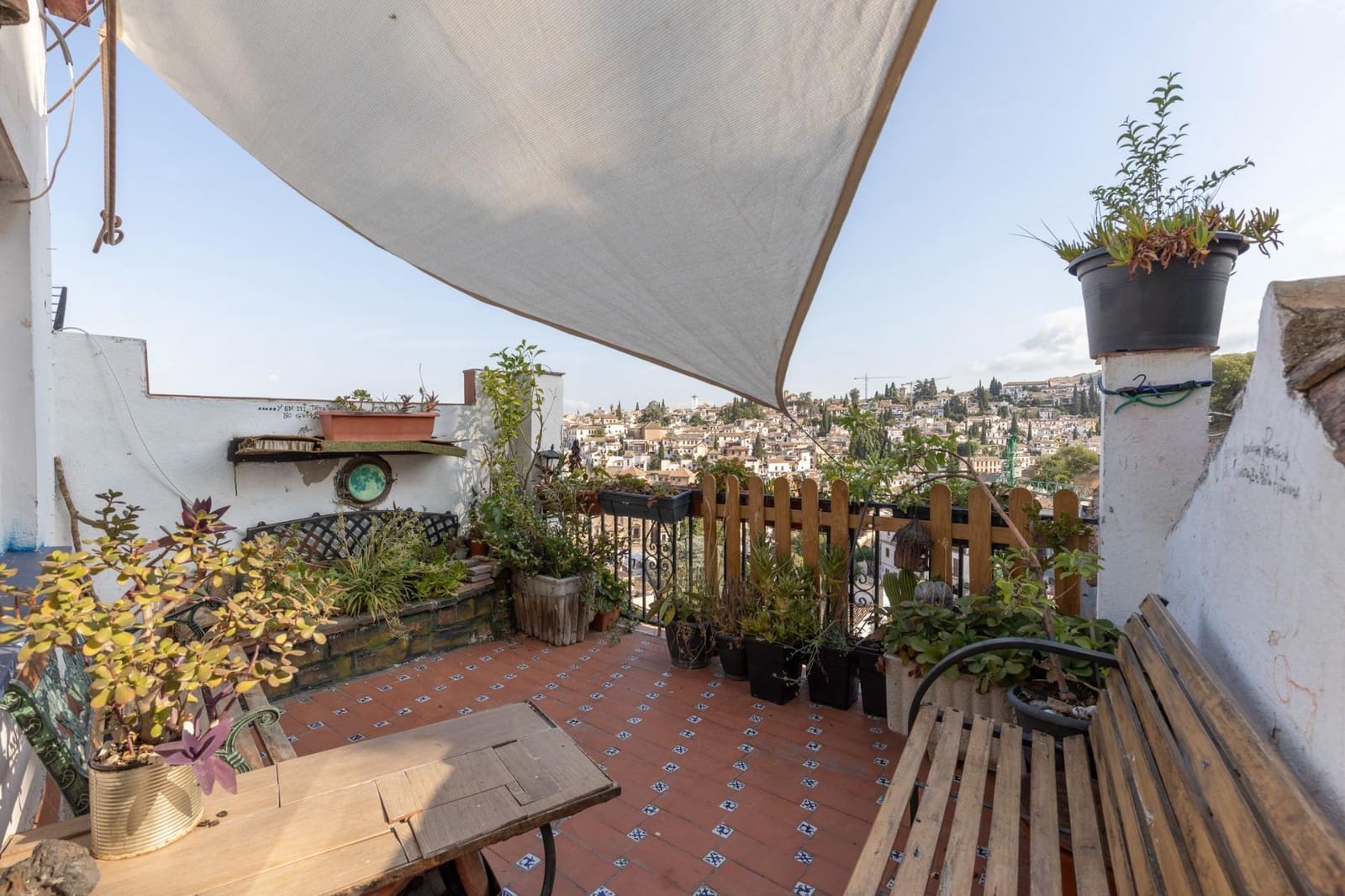2 quarto Casa em Banda para venda em Granada cidade - 275 000 € (Ref: 9814465)