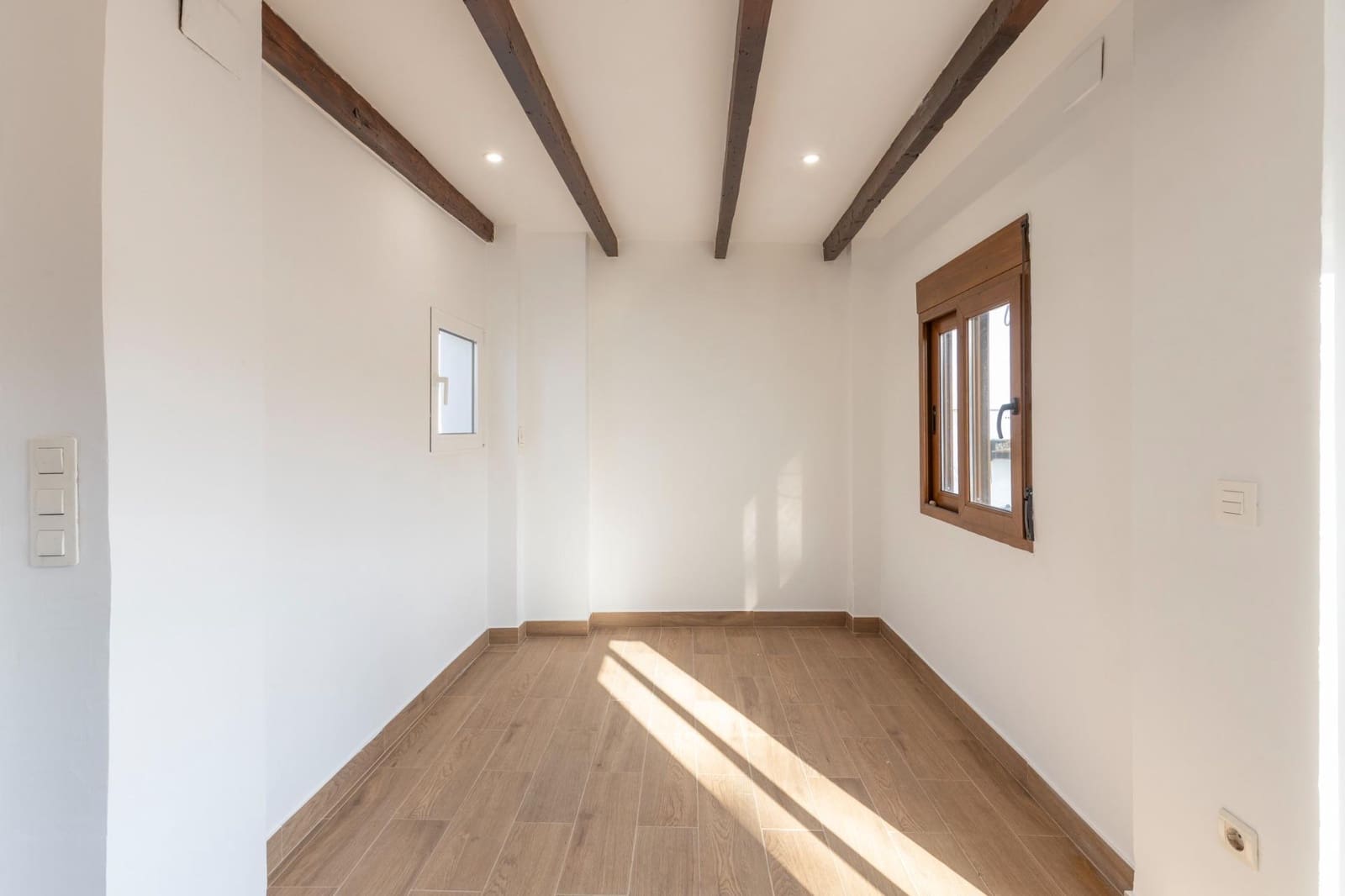 2 quarto Casa em Banda para venda em Granada cidade - 275 000 € (Ref: 9814465)