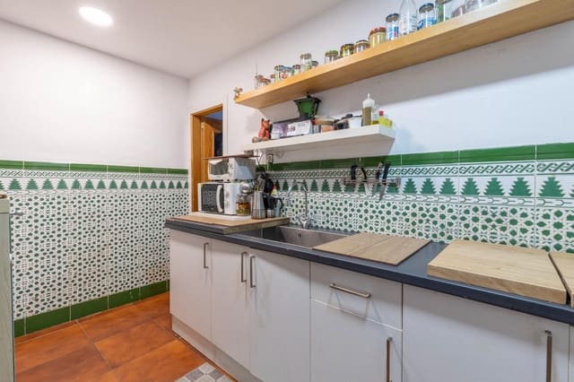2 quarto Casa em Banda para venda em Granada cidade - 275 000 € (Ref: 9814465)