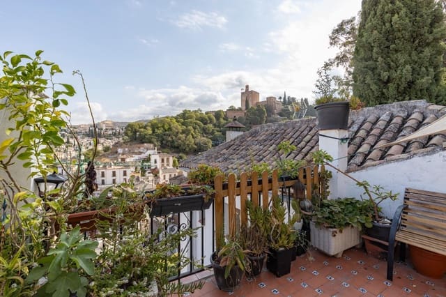2 quarto Casa em Banda para venda em Granada cidade - 275 000 € (Ref: 9814465)