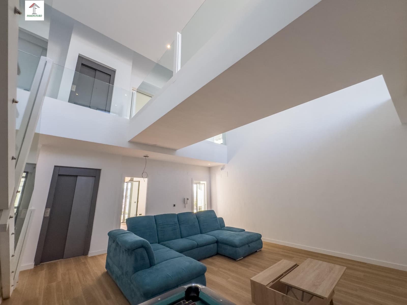 5 bedroom Villa for sale in La Zubia with pool garage - € 799,000 (Ref: 9814466)