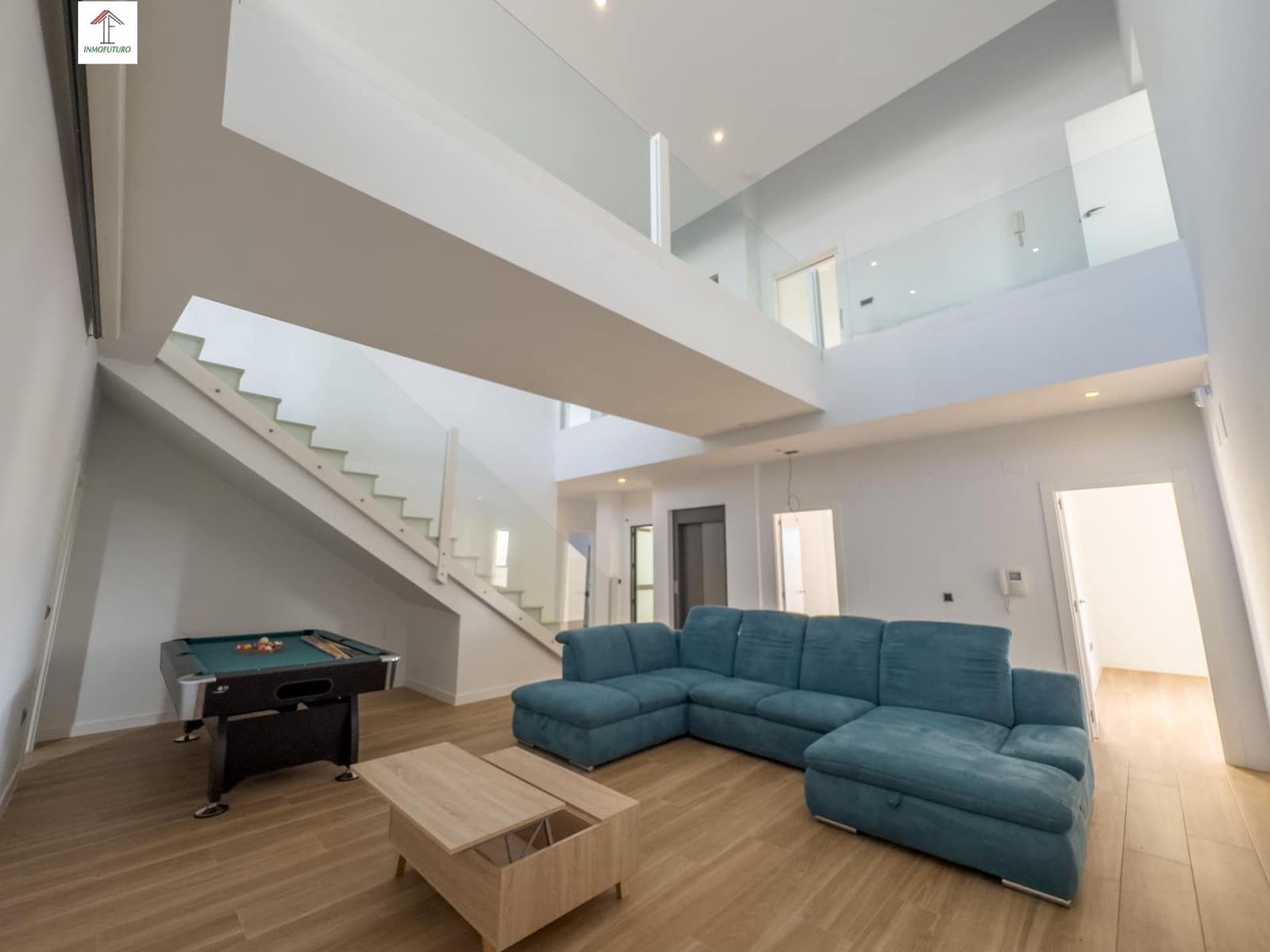 5 bedroom Villa for sale in La Zubia with pool garage - € 799,000 (Ref: 9814466)