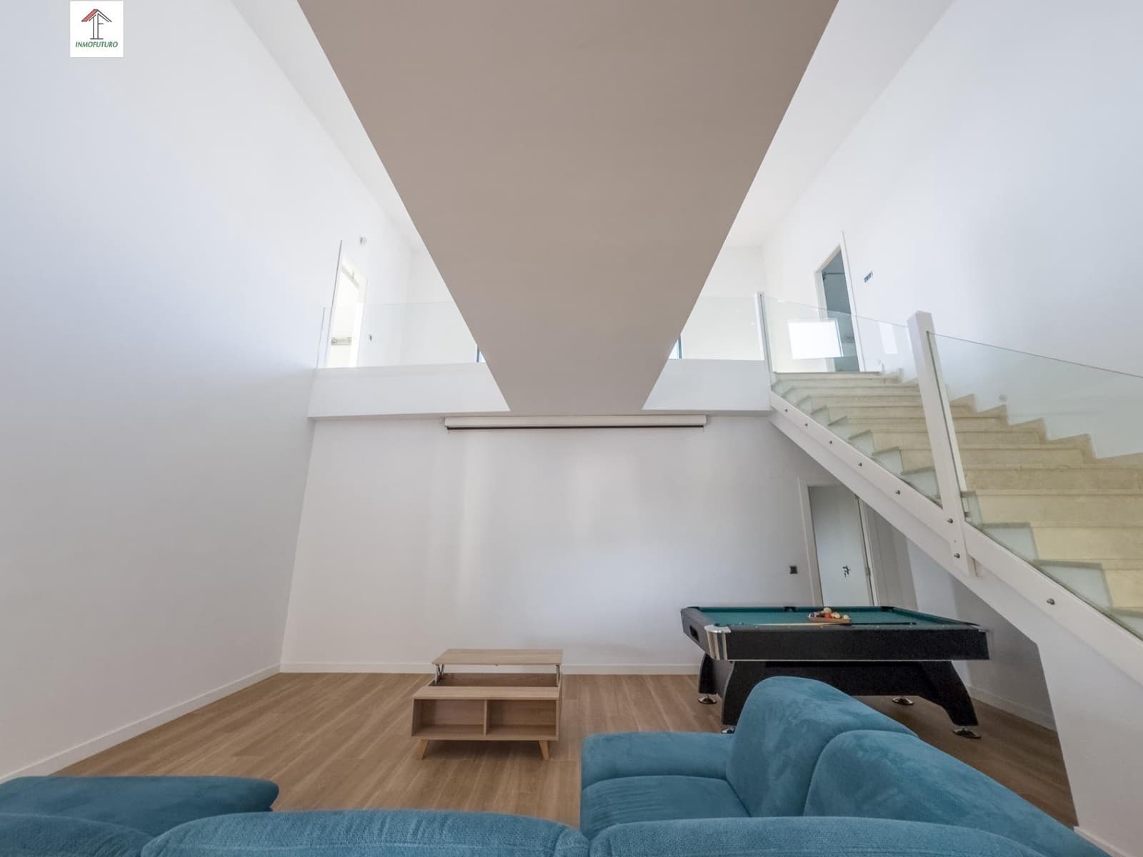 5 bedroom Villa for sale in La Zubia with pool garage - € 799,000 (Ref: 9814466)