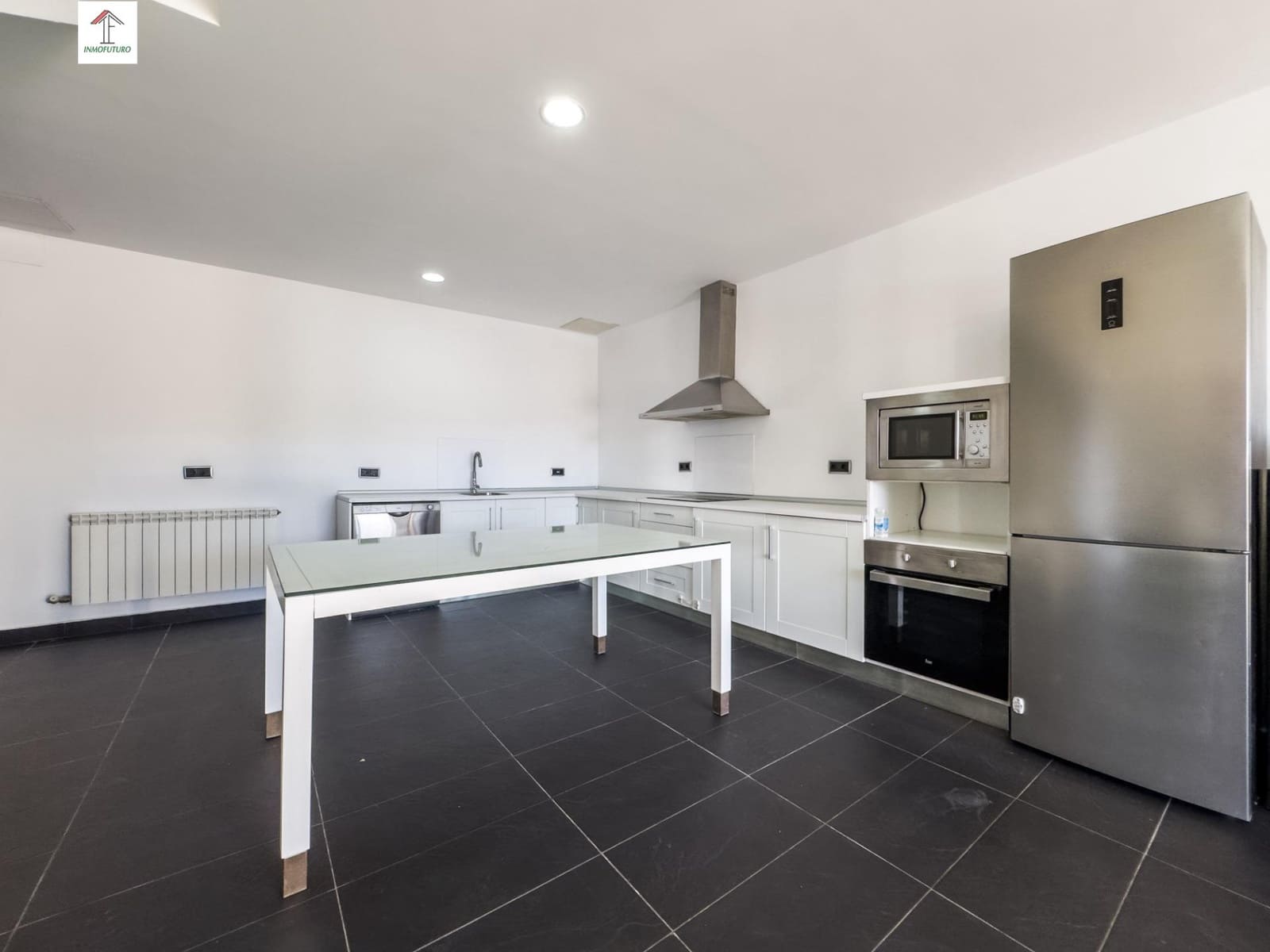 5 bedroom Villa for sale in La Zubia with pool garage - € 799,000 (Ref: 9814466)
