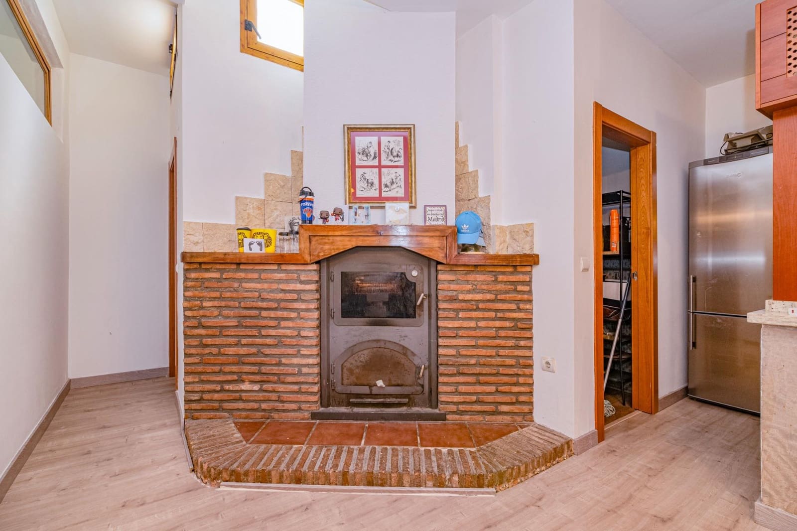 6 bedroom Terraced Villa for sale in Granada city - € 385,000 (Ref: 9814467)