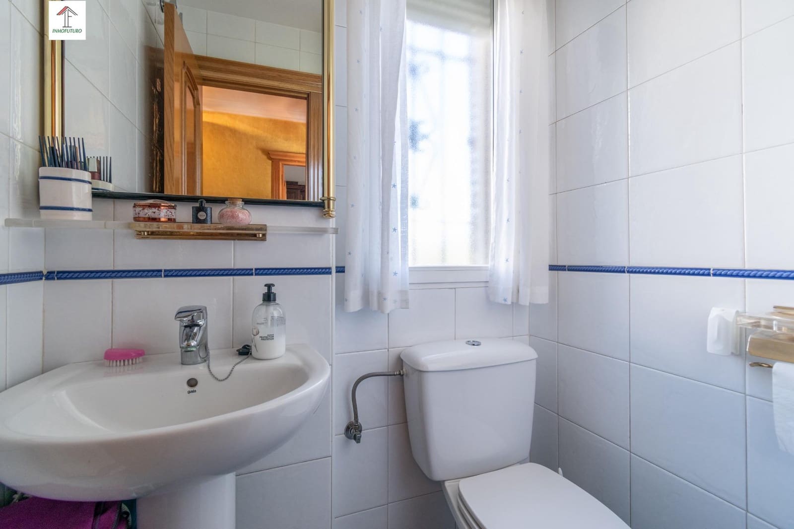 Chalet de 4 habitaciones en La Zubia en venta con piscina garaje - 380.000 € (Ref: 9814469)