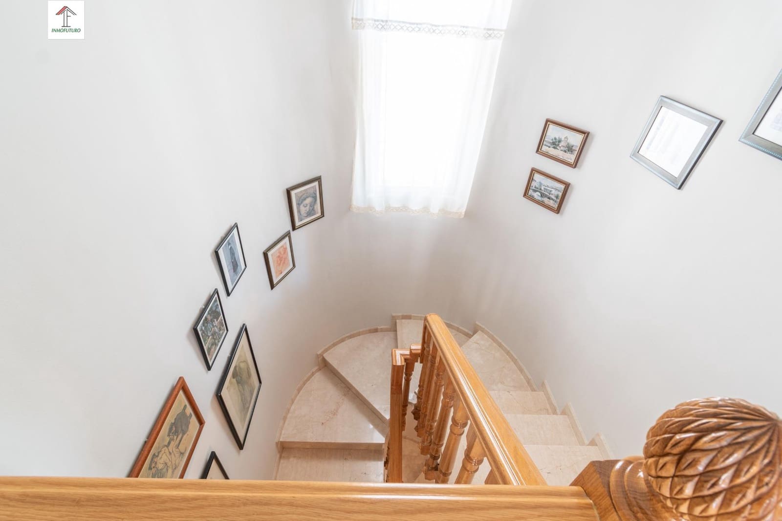 Chalet de 4 habitaciones en La Zubia en venta con piscina garaje - 380.000 € (Ref: 9814469)