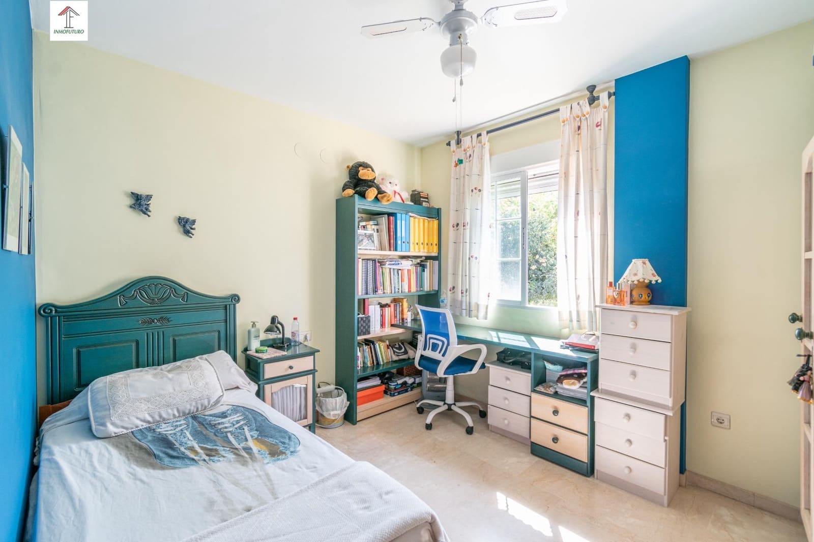 Chalet de 4 habitaciones en La Zubia en venta con piscina garaje - 380.000 € (Ref: 9814469)