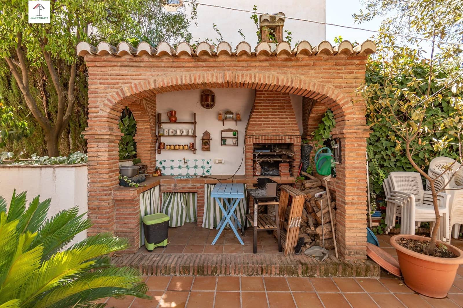 Chalet de 4 habitaciones en La Zubia en venta con piscina garaje - 380.000 € (Ref: 9814469)
