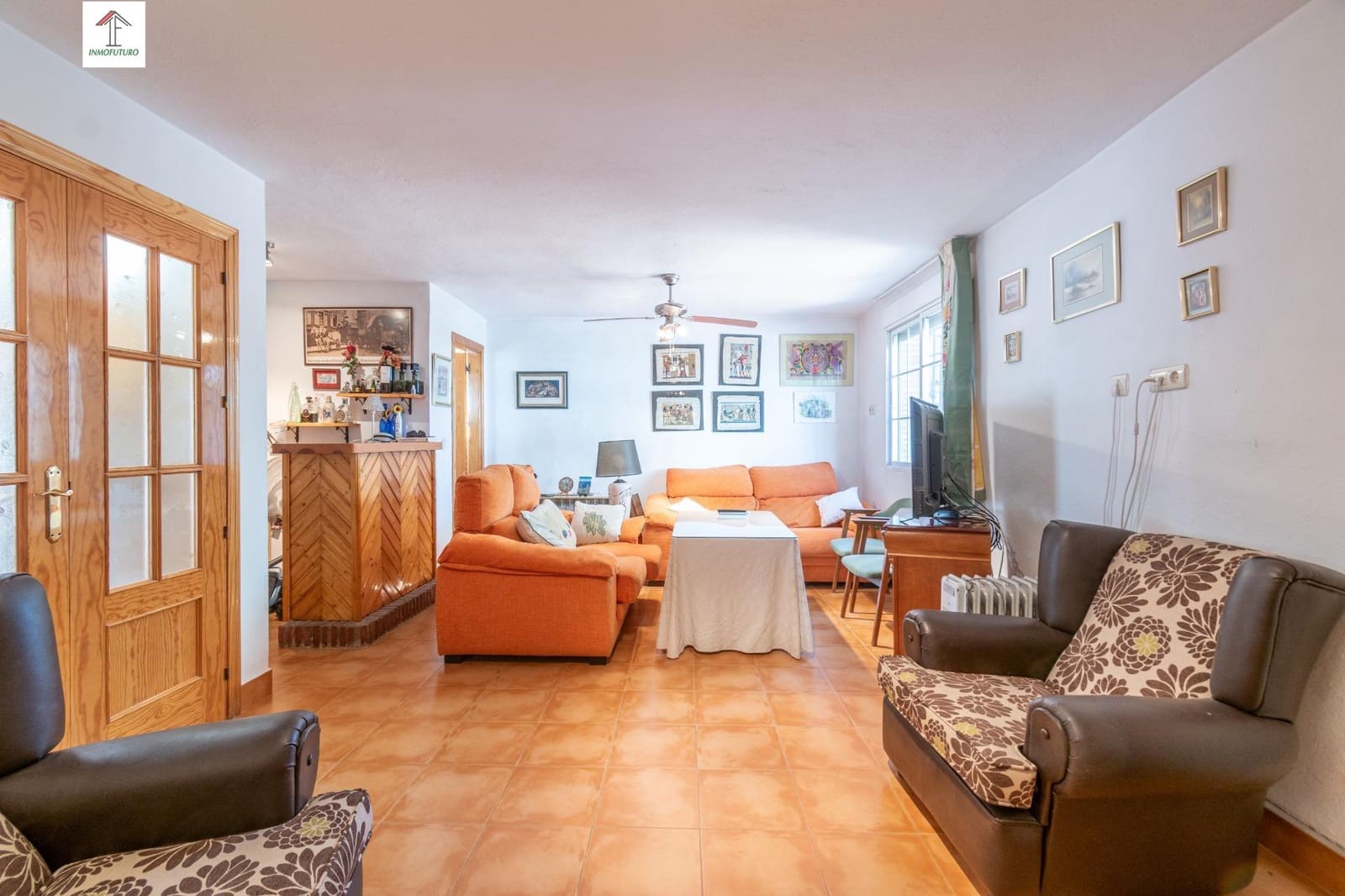Chalet de 4 habitaciones en La Zubia en venta con piscina garaje - 380.000 € (Ref: 9814469)