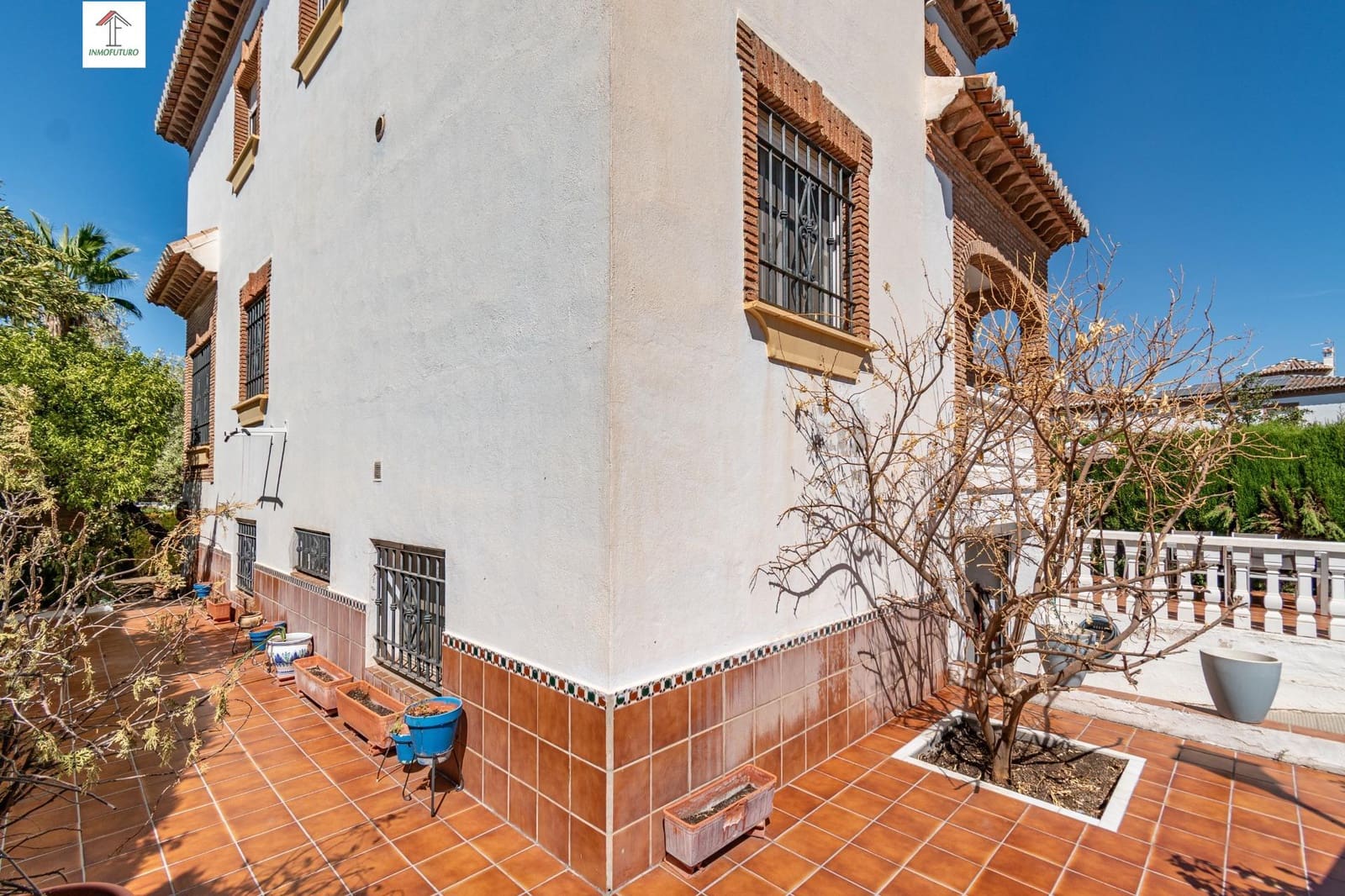 Chalet de 4 habitaciones en La Zubia en venta con piscina garaje - 380.000 € (Ref: 9814469)