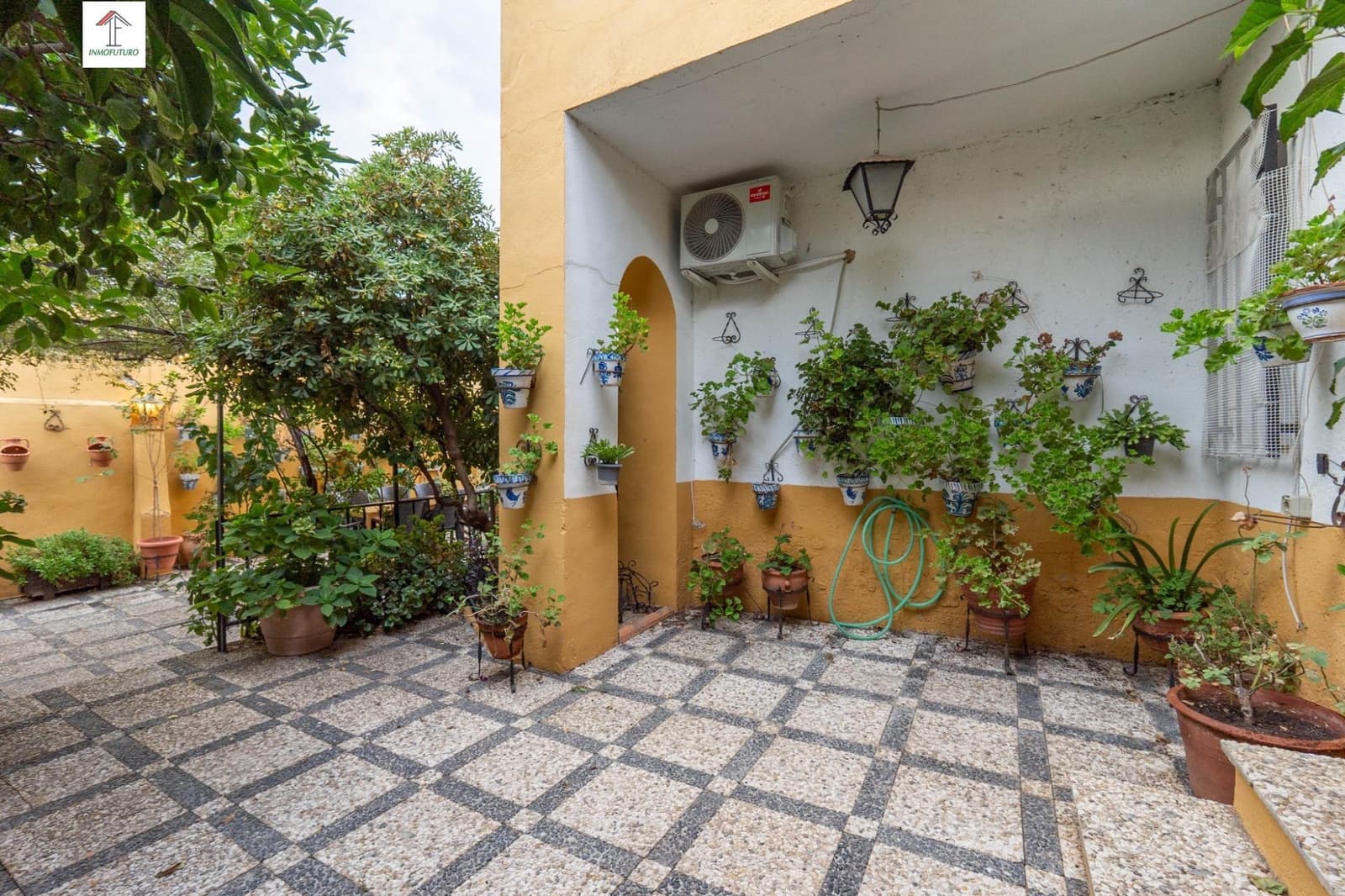 4 camera da letto Villetta Bifamiliare in vendita in Huetor Vega con piscina - 315.000 € (Rif: 9814470)