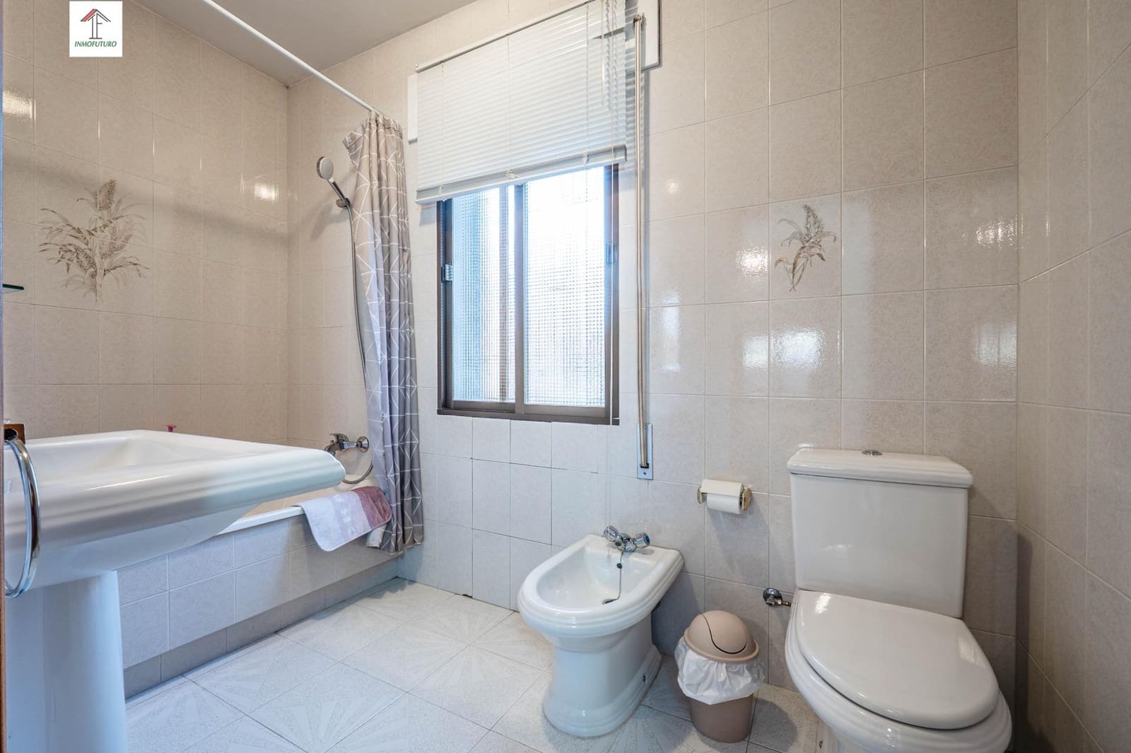 4 camera da letto Villetta Bifamiliare in vendita in Huetor Vega con piscina - 315.000 € (Rif: 9814470)