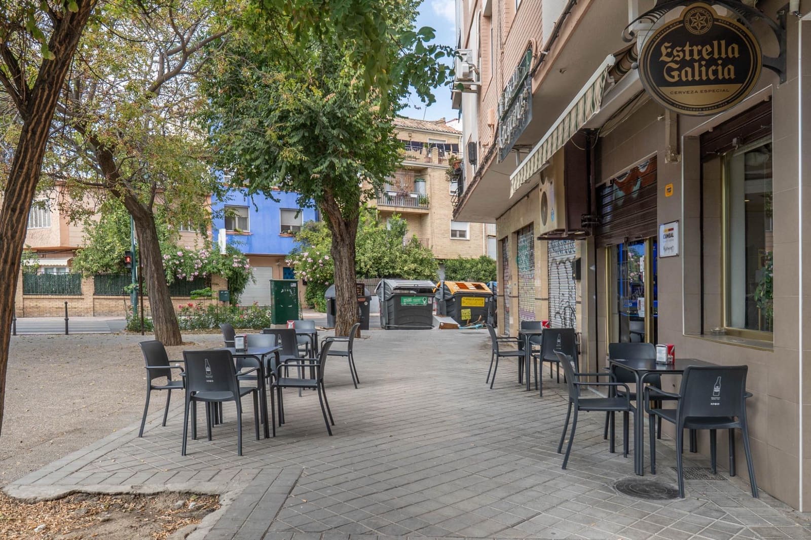 Business for sale in Granada city - € 170,000 (Ref: 9814471)