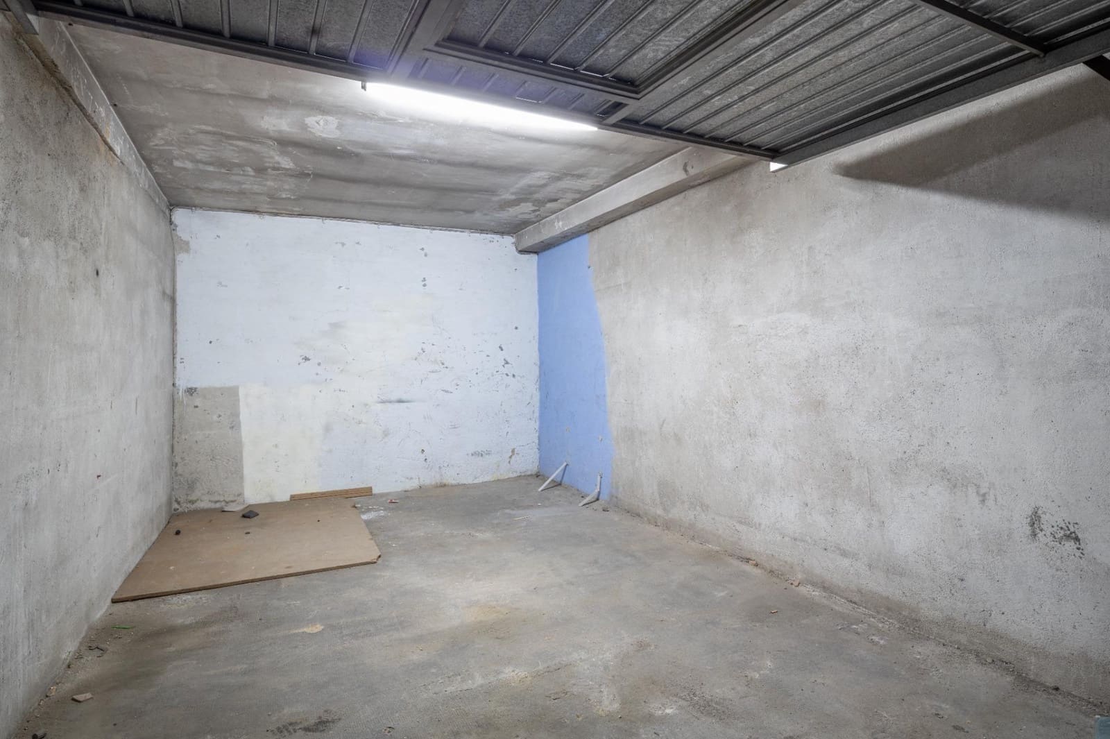 Garage for sale in Granada city - € 45,000 (Ref: 9814474)