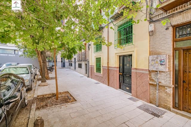 4 soveværelse Lejlighed til salg i Centro - Sagrario, Granada by - € 380.000 (Ref: 9814475)