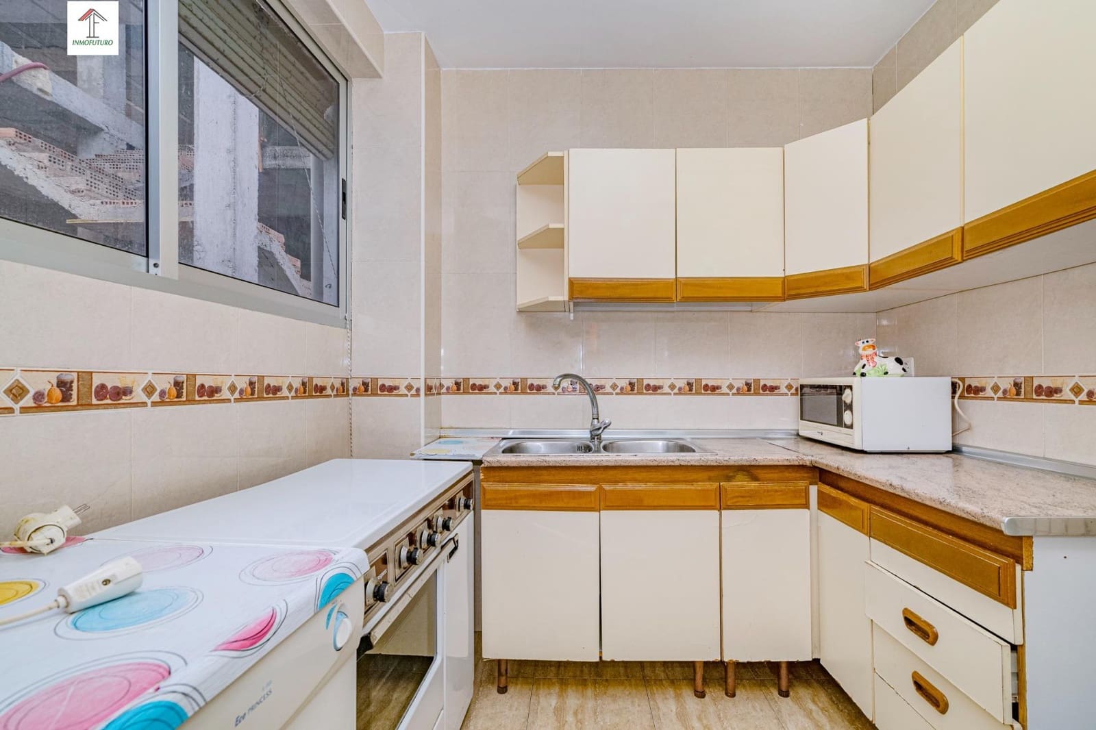 4 soveværelse Lejlighed til salg i Granada by - € 380.000 (Ref: 9814475)