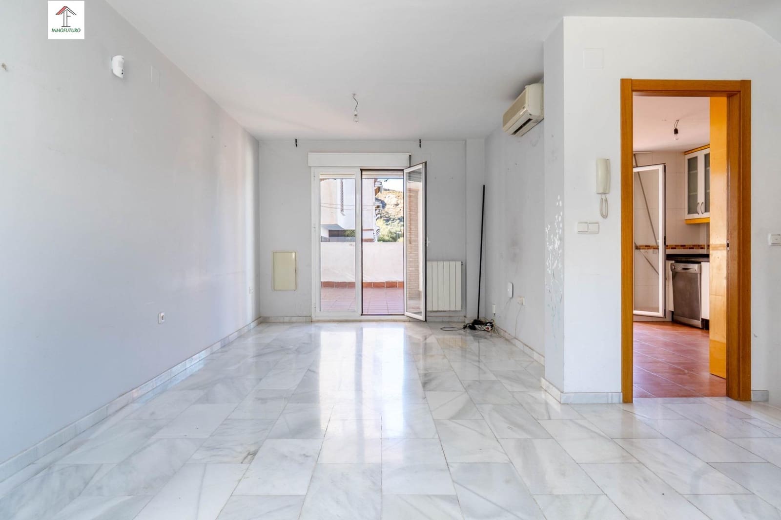 3 sypialnia Dom szeregowy na sprzedaż w Cenes de la Vega z basenem garażem - 298 000 € (Ref: 9814476)