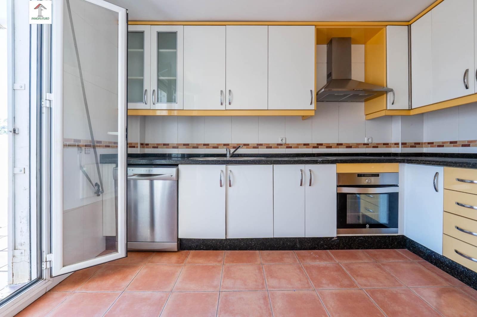 3 sypialnia Dom szeregowy na sprzedaż w Cenes de la Vega z basenem garażem - 298 000 € (Ref: 9814476)