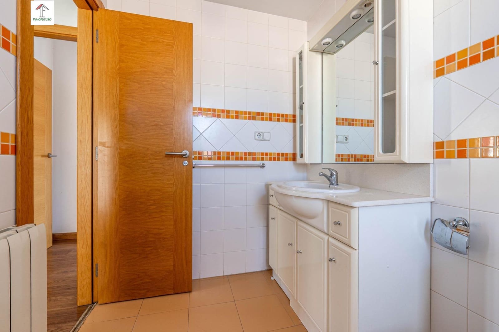 3 sypialnia Dom szeregowy na sprzedaż w Cenes de la Vega z basenem garażem - 298 000 € (Ref: 9814476)