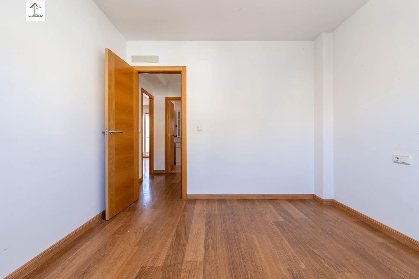 3 sypialnia Dom szeregowy na sprzedaż w Cenes de la Vega z basenem garażem - 298 000 € (Ref: 9814476)