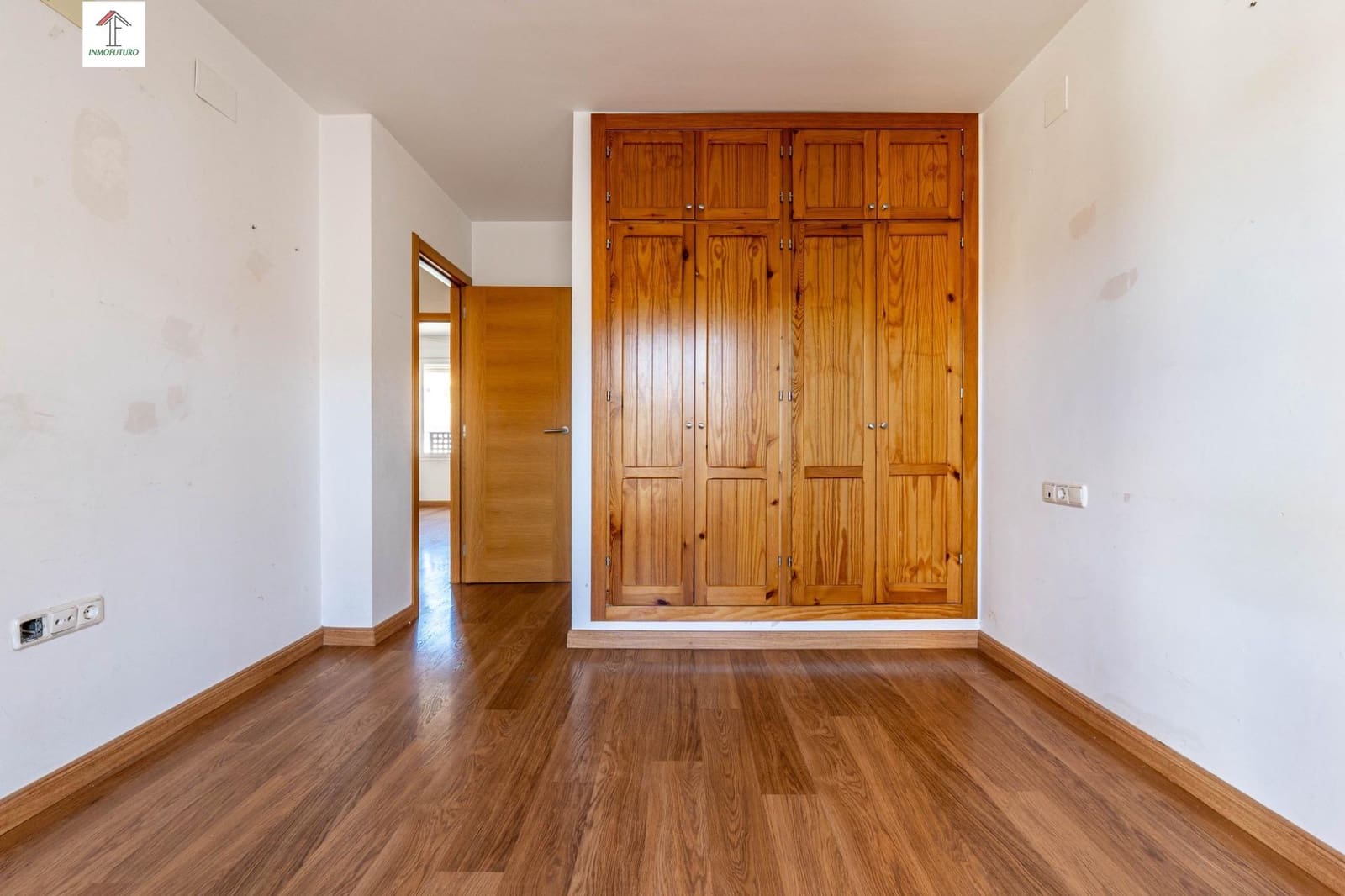 3 sypialnia Dom szeregowy na sprzedaż w Cenes de la Vega z basenem garażem - 298 000 € (Ref: 9814476)
