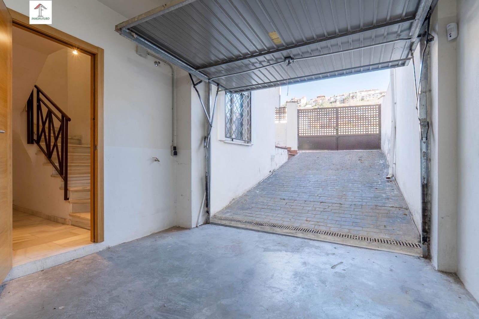 3 sypialnia Dom szeregowy na sprzedaż w Cenes de la Vega z basenem garażem - 298 000 € (Ref: 9814476)