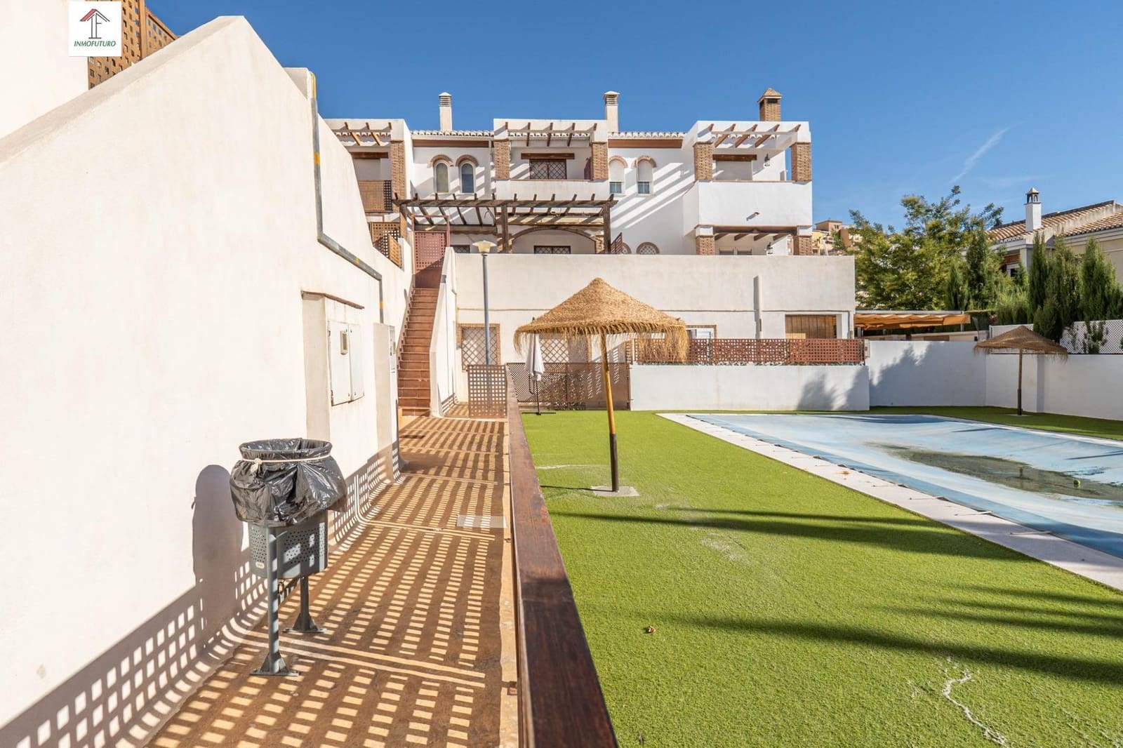 3 sypialnia Dom szeregowy na sprzedaż w Cenes de la Vega z basenem garażem - 298 000 € (Ref: 9814476)