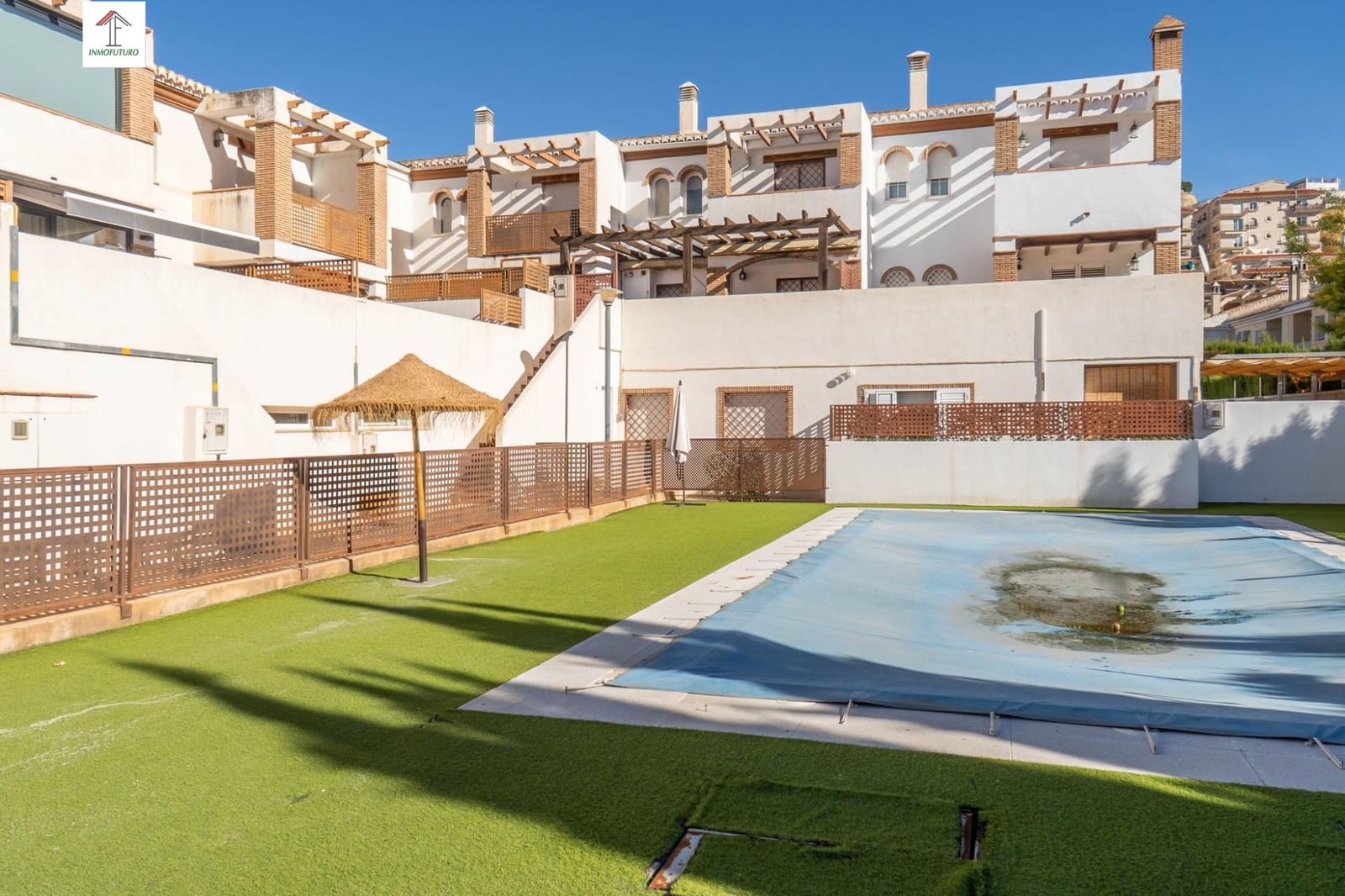3 sypialnia Dom szeregowy na sprzedaż w Cenes de la Vega z basenem garażem - 298 000 € (Ref: 9814476)