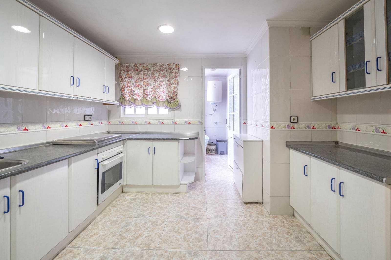 4 soverom Leilighet til salgs i Granada by med garasje - € 375 000 (Ref: 9814477)