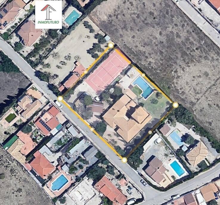 7 bedroom Villa for sale in Alhendin with pool garage - € 599,000 (Ref: 9814478)