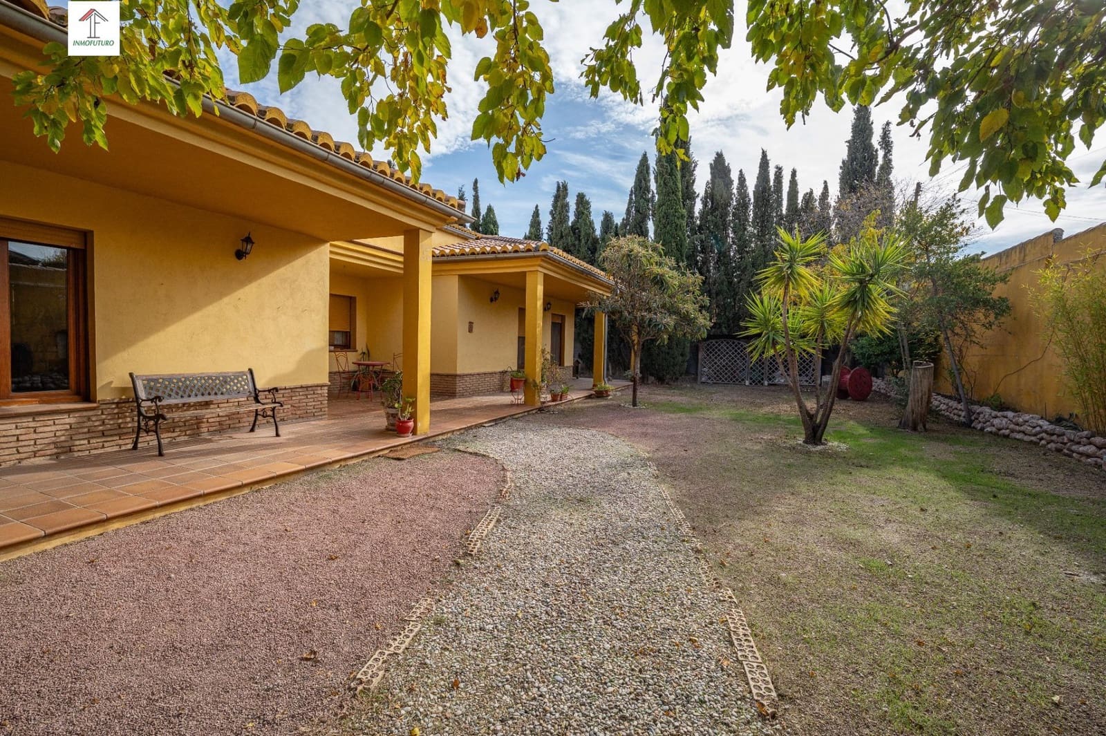 7 bedroom Villa for sale in Alhendin with pool garage - € 599,000 (Ref: 9814478)