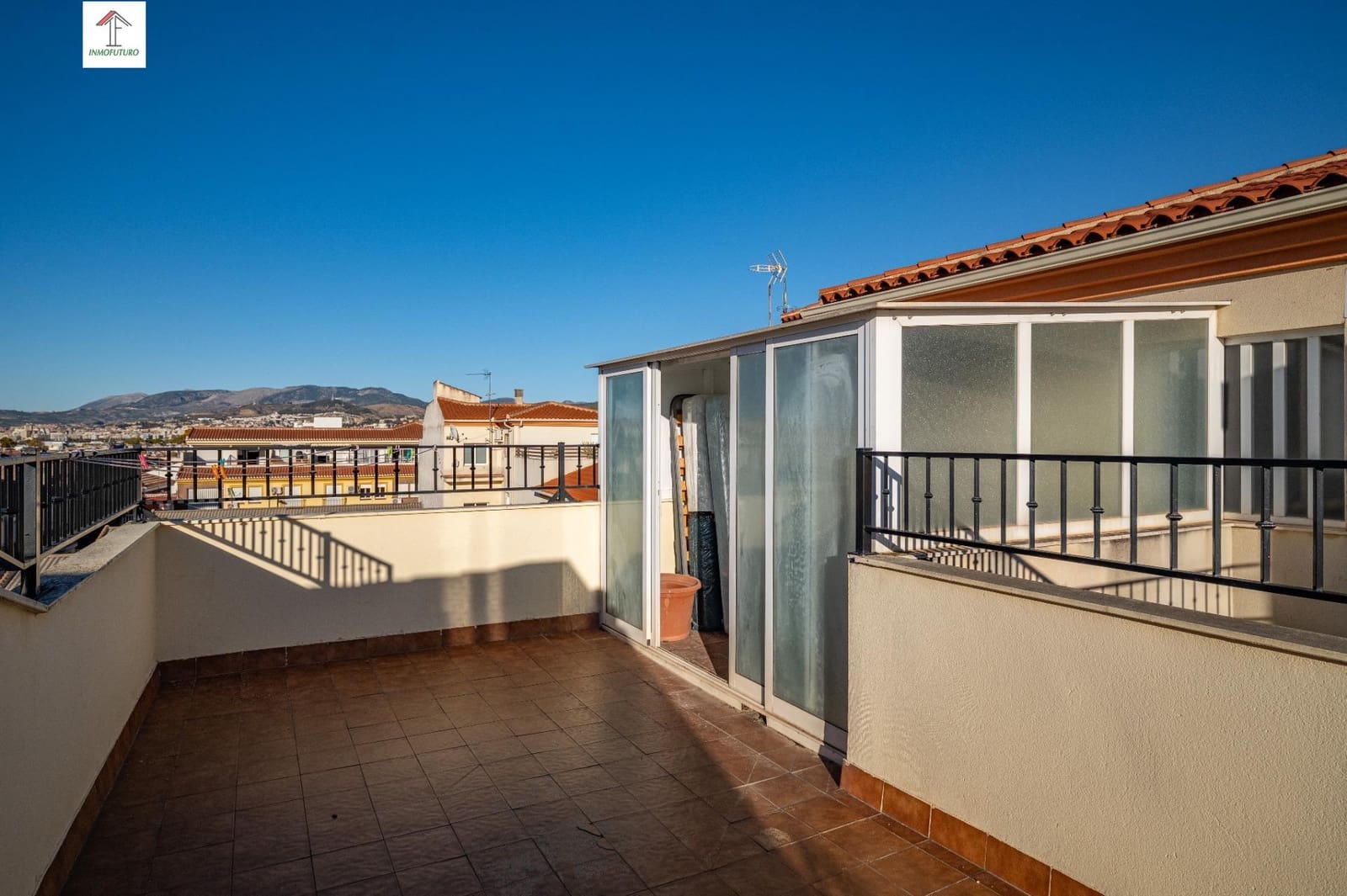 Ático de 3 habitaciones en Armilla en venta con garaje - 290.000 € (Ref: 9814479)