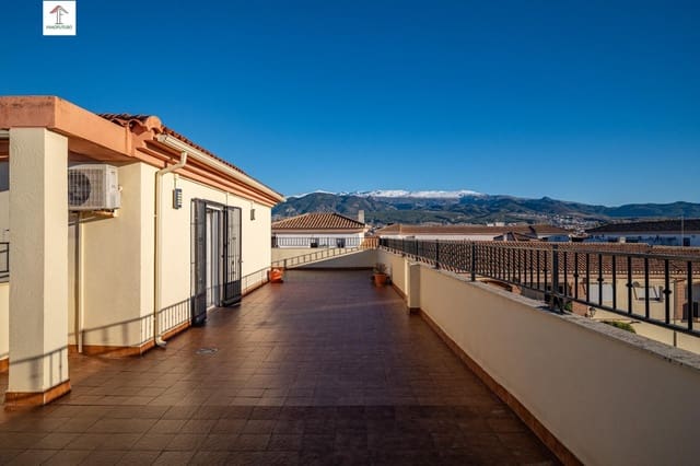 Ático de 3 habitaciones en Armilla en venta con garaje - 290.000 € (Ref: 9814479)