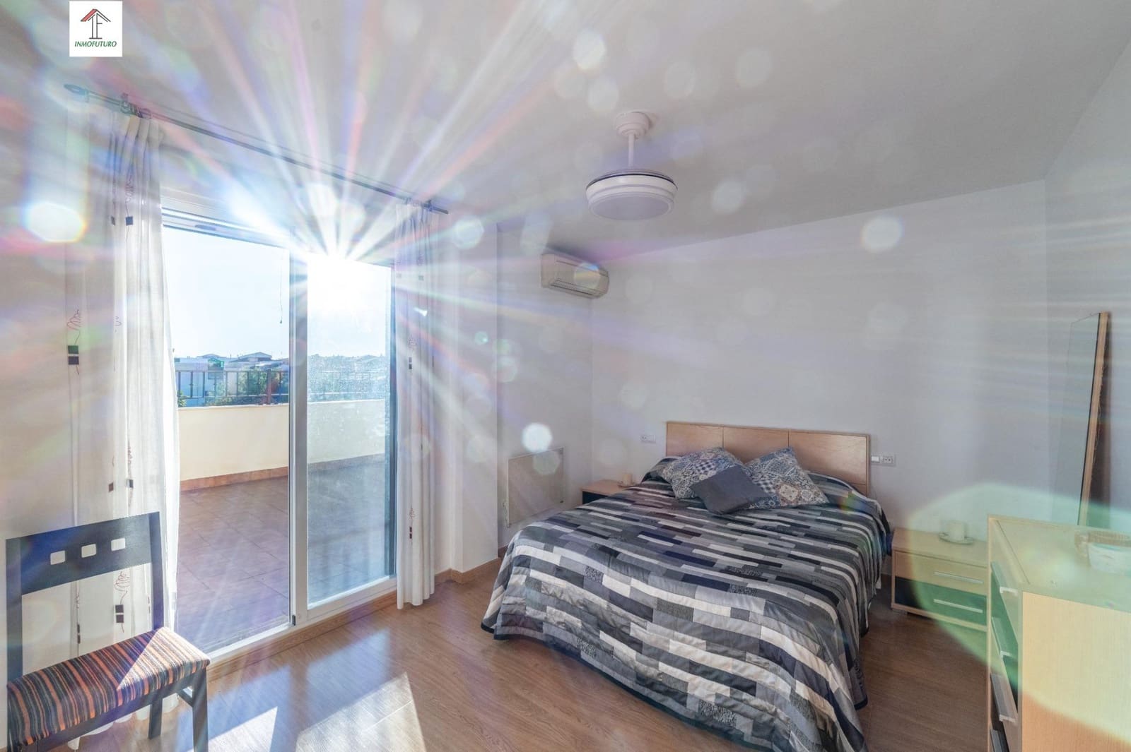 Ático de 3 habitaciones en Armilla en venta con garaje - 290.000 € (Ref: 9814479)
