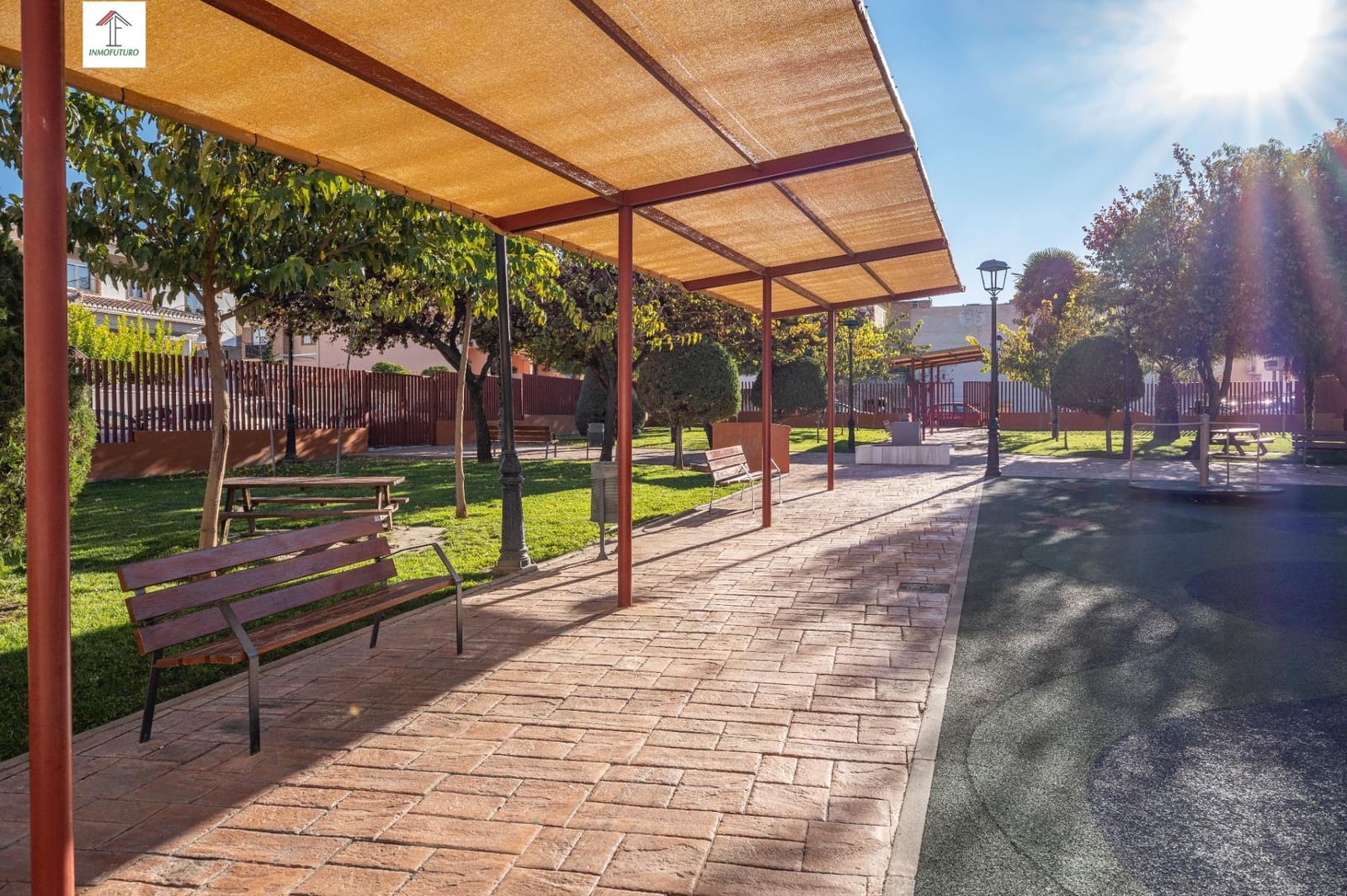 Ático de 3 habitaciones en Armilla en venta con garaje - 290.000 € (Ref: 9814479)