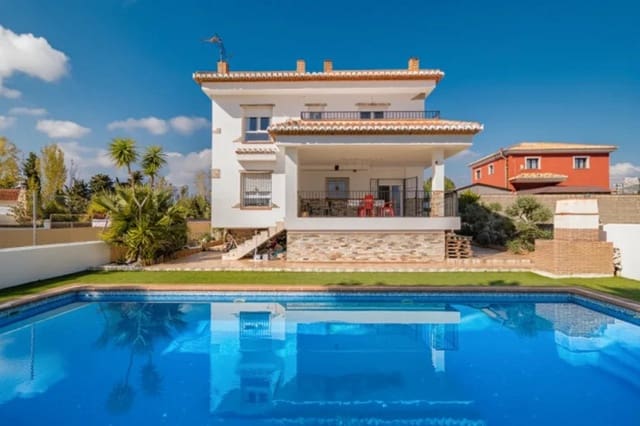 6 chambre Villa/Maison à vendre à Otura avec piscine garage - 444 990 € (Ref: 9814480)