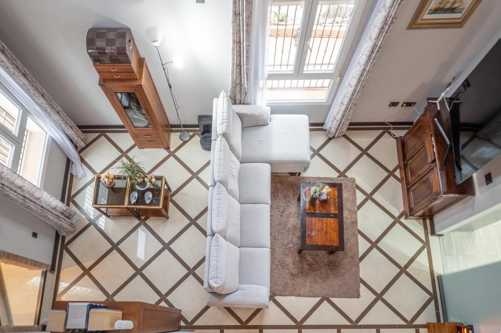 6 bedroom Villa for sale in Otura with pool garage - € 444,990 (Ref: 9814480)