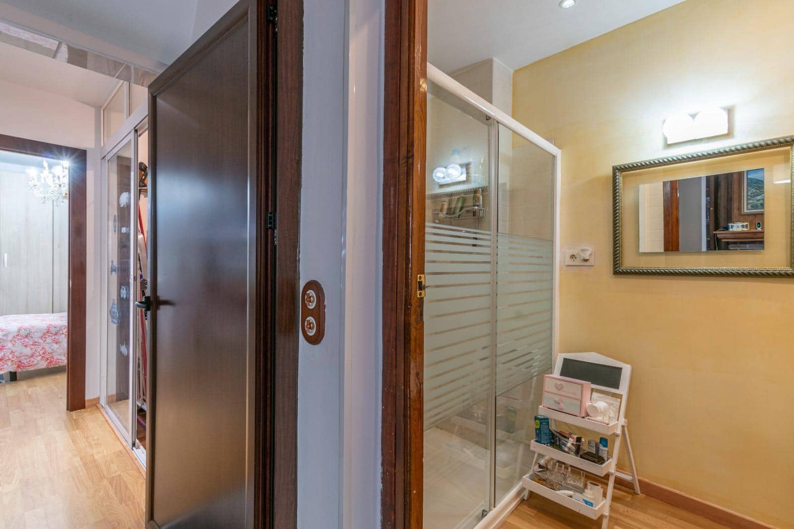 Chalet de 5 habitaciones en Vegas del Genil en venta con piscina - 350.000 € (Ref: 9814482)