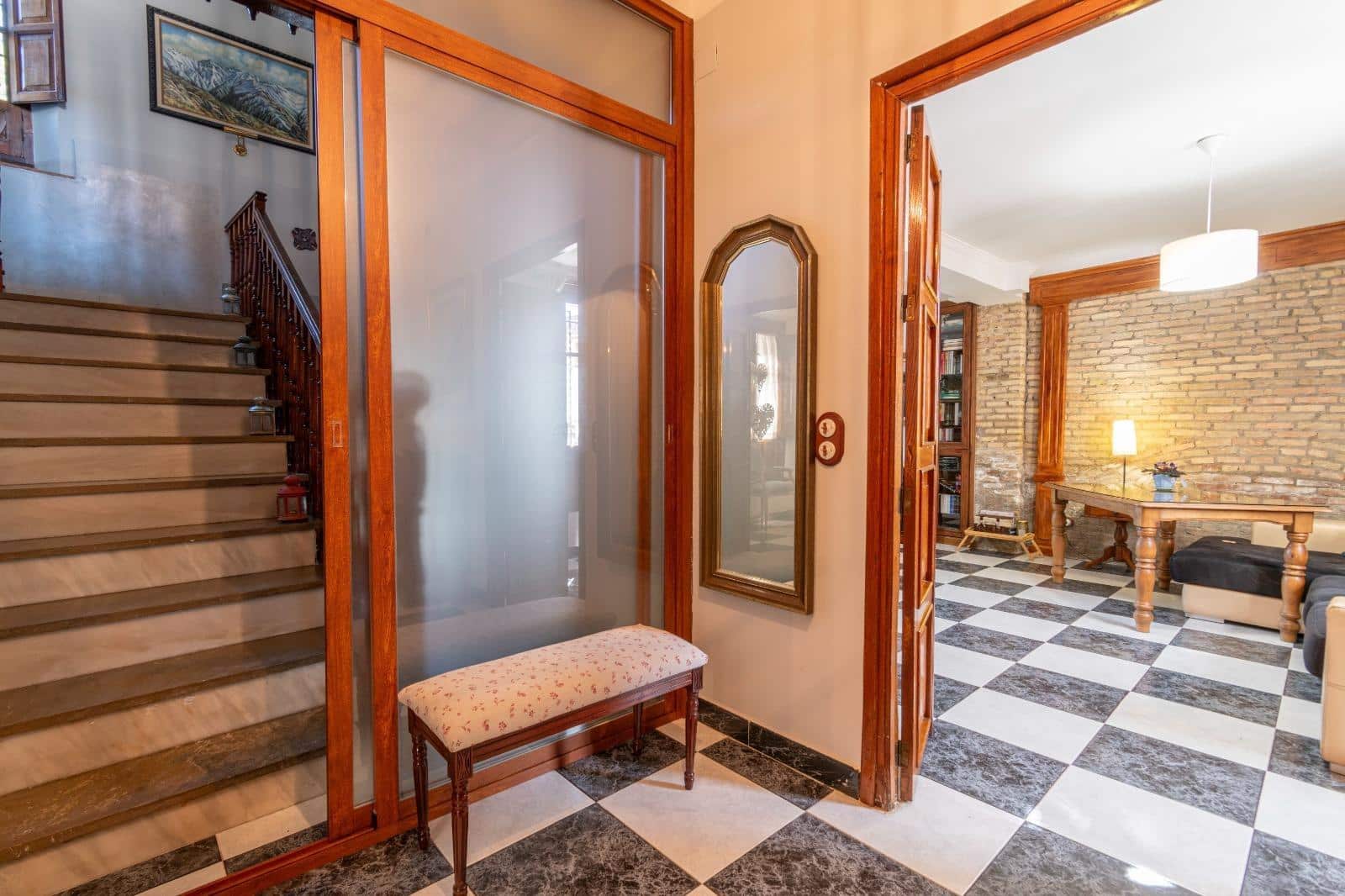 Chalet de 5 habitaciones en Vegas del Genil en venta con piscina - 350.000 € (Ref: 9814482)