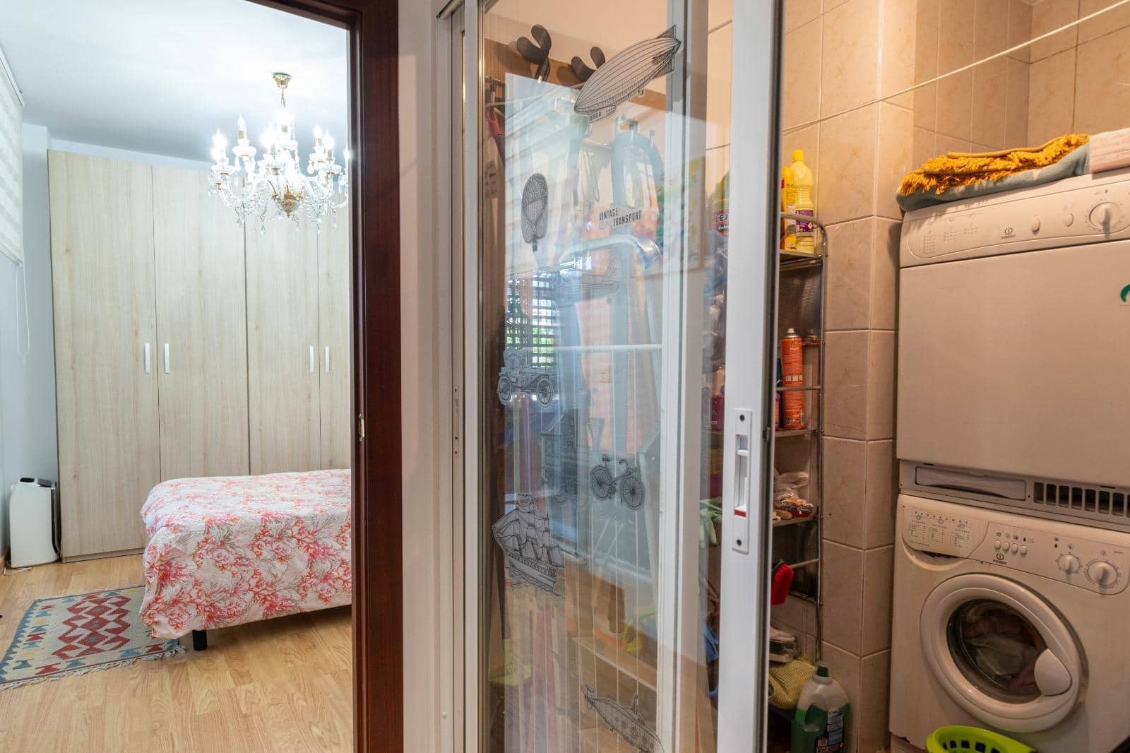 Chalet de 5 habitaciones en Vegas del Genil en venta con piscina - 350.000 € (Ref: 9814482)