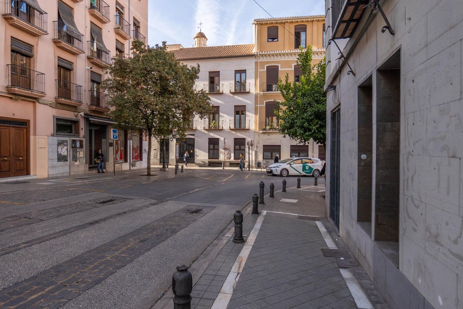 Piso de 3 habitaciones en Granada ciudad en venta - 260.000 € (Ref: 9814483)