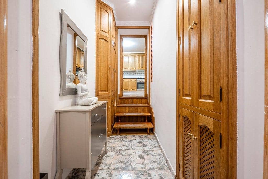 Piso de 3 habitaciones en Granada ciudad en venta - 280.000 € (Ref: 9814484)