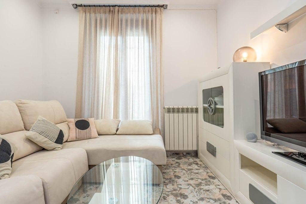 Piso de 3 habitaciones en Granada ciudad en venta - 280.000 € (Ref: 9814484)